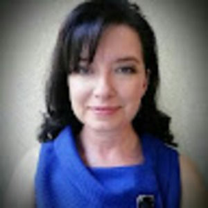 Meet your Posher, Adrienne